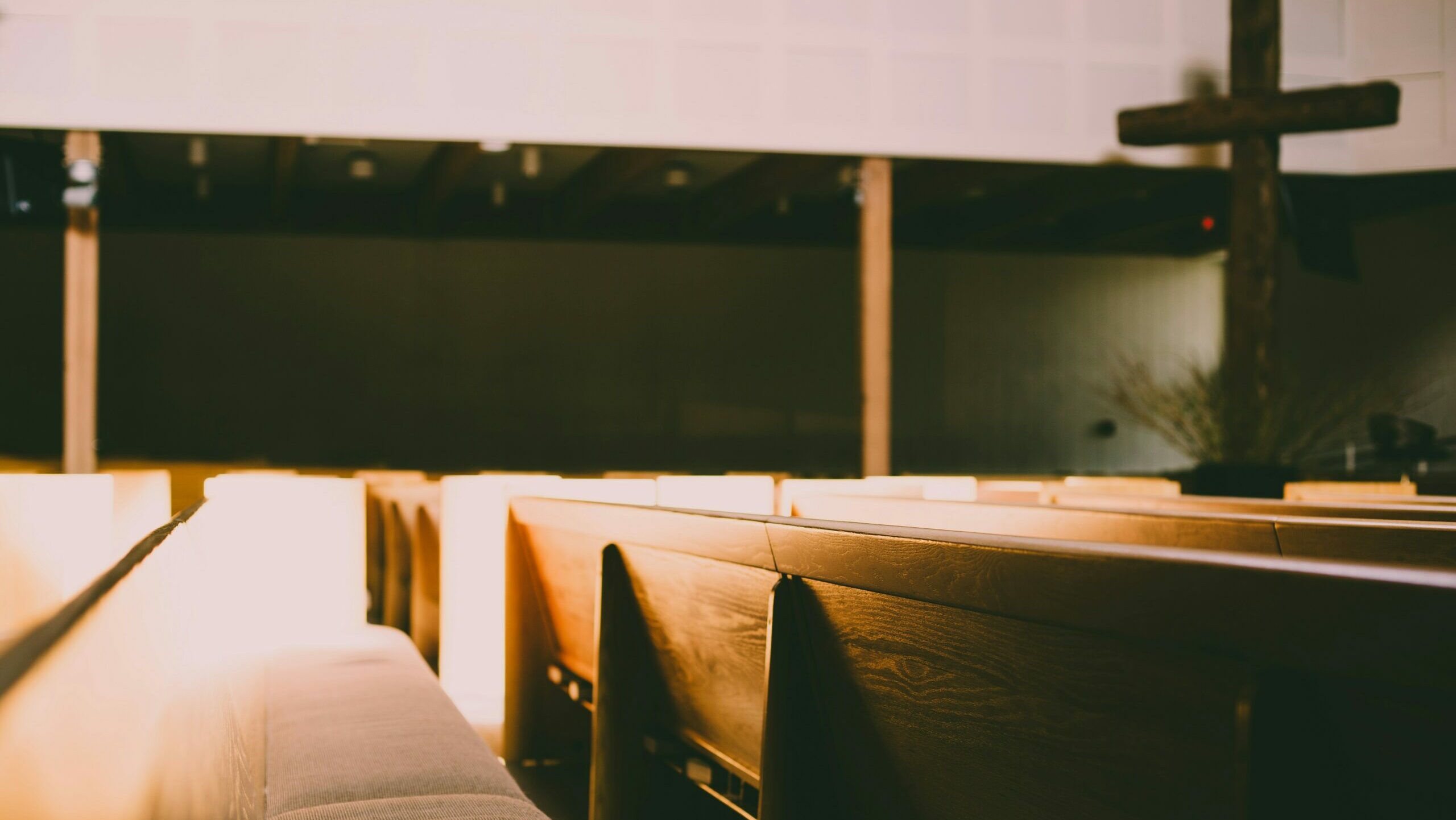 gregory-hayes-Jw2jKbhFDJI-unsplash